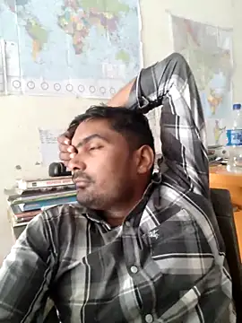 Snapshot of ccuteboyyyy chatting on November 5, 7:52 am ccuteboyyyy online show from November 5, 7:52 am