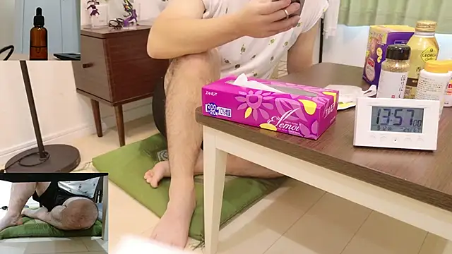 YARASERO-kun online show from September 12, 4:56 am