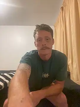 Snapshot of teeballin0001 chatting on February 11, 11:10 am teeballin0001 online show from February 11, 11:10 am