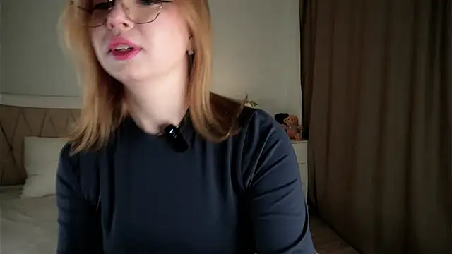 EdlaHames online show from February 19, 10:34 am