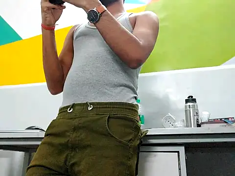 Snapshot of Lustyluckyy chatting on February 25, 3:49 pm Lustyluckyy online show from February 25, 3:49 pm