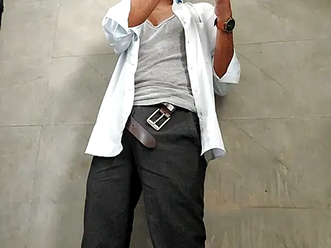 Snapshot of Lustyluckyy chatting on October 11, 7:07 am Lustyluckyy online show from October 11, 7:07 am