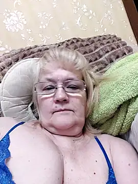 Violet5364 online show from January 8, 9:50 pm