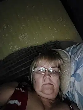 Snapshot of Violet5364 chatting on May 30, 7:44 pm Violet5364 online show from May 30, 7:44 pm