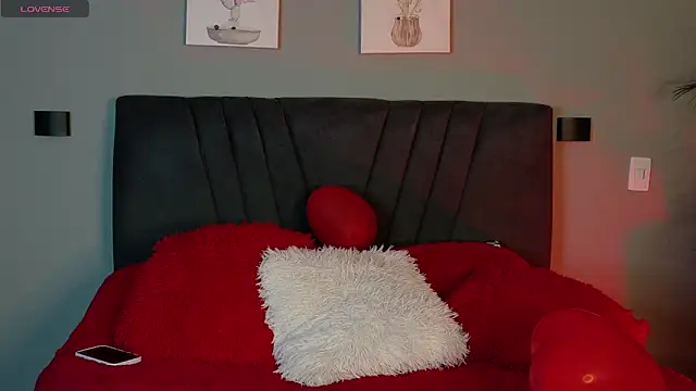 alejandra jonees online show from February 20, 1:46 am