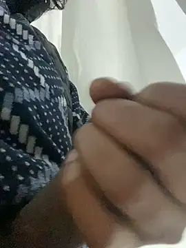 Snapshot of Fuckboy2535 chatting on February 25, 2:03 am Fuckboy2535 online show from February 25, 2:03 am