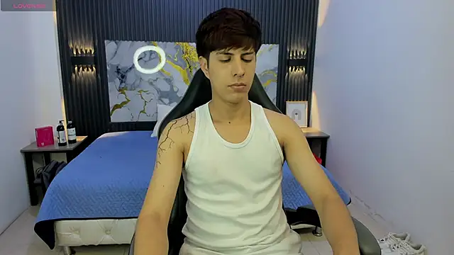 Estiv18  online show from February 27, 4:34 am