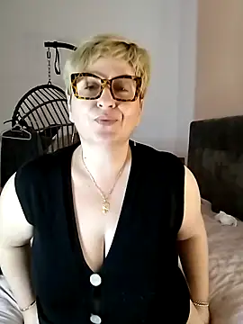 Pumabionda online show from March 18, 6:15 pm