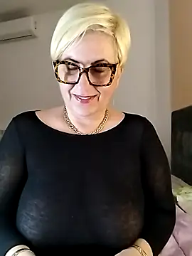 Pumabionda online show from March 2, 5:31 pm