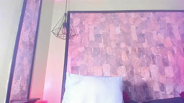 Snapshot of RyanGreys chatting on March 2, 3:05 pm RyanGreys online show from March 2, 3:05 pm