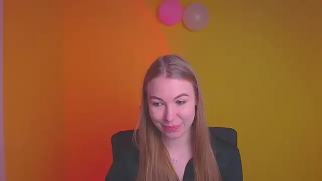 Snapshot of Dana_flowers chatting on February 20, 12:25 pm Dana flowers online show from February 20, 12:25 pm