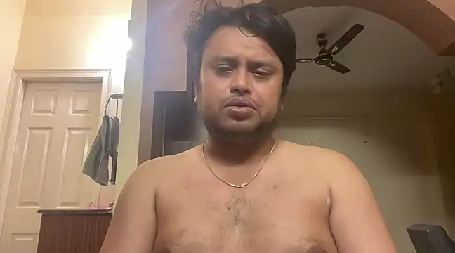 Snapshot of Kristi_Uniq chatting on March 5, 6:45 pm Kristi Uniq online show from March 5, 6:45 pm