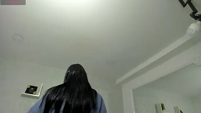 EmiliaRose  online show from January 13, 8:47 pm