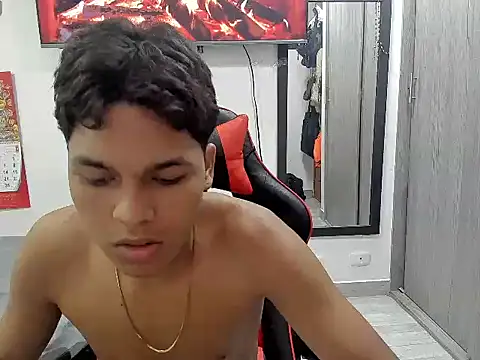 David Gil19 online show from March 15, 5:30 am