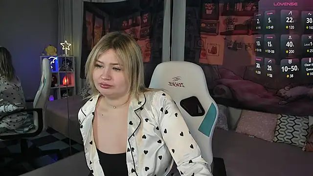 MargoBryan online show from March 11, 10:29 am