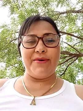 promiscuous-indecent-momm online show from March 5, 6:34 pm