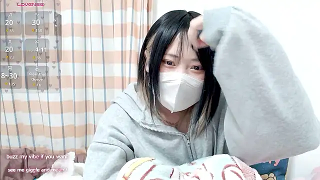 Snapshot of FUYU_rain chatting on November 10, 12:42 am FUYU rain online show from November 10, 12:42 am