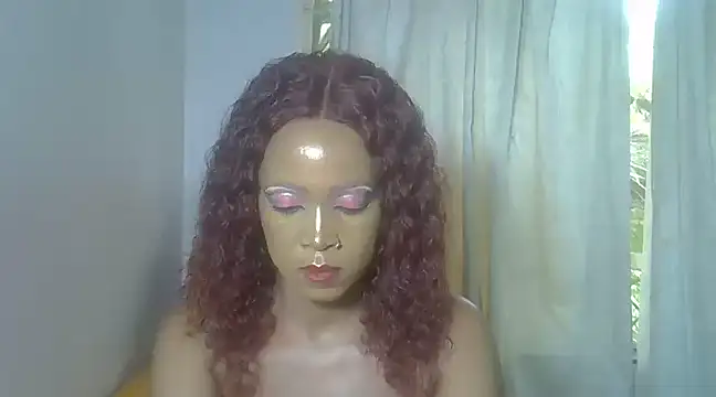 Snapshot of ChloeBab chatting on February 14, 6:23 am ChloeBab online show from February 14, 6:23 am