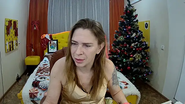 TessaDaybreak online show from November 27, 7:43 am