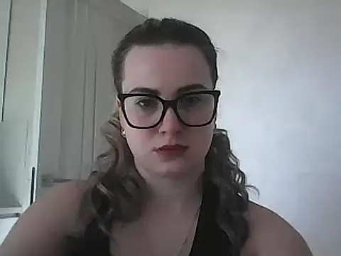 Snapshot of GoddessTenderness chatting on February 24, 12:26 pm GoddessTenderness online show from February 24, 12:26 pm