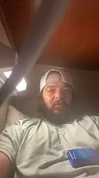 Snapshot of Duhon2317 chatting on February 13, 11:50 am Duhon2317 online show from February 13, 11:50 am