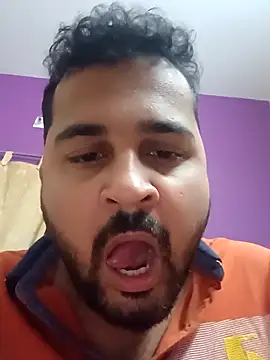 Snapshot of susthovai chatting on February 1, 5:55 pm susthovai online show from February 1, 5:55 pm