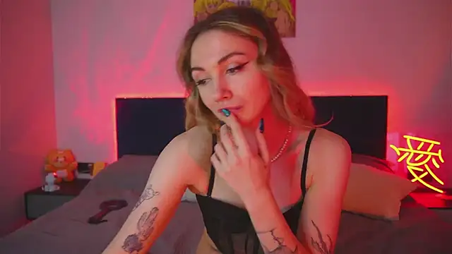 Snapshot of Limy_Sweet chatting on March 12, 5:35 am Limy Sweet online show from March 12, 5:35 am