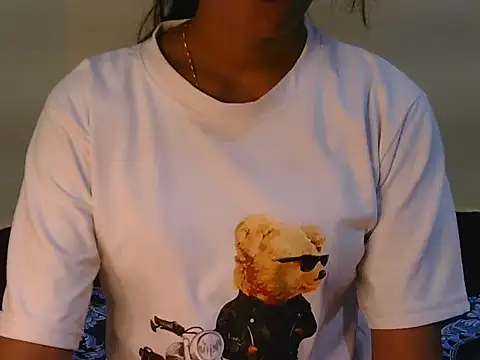 Riyaa Kaur online show from April 10, 7:07 pm