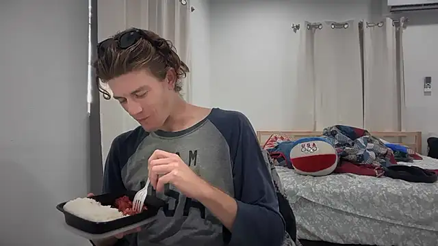 greekmythics online show from December 17, 9:43 pm