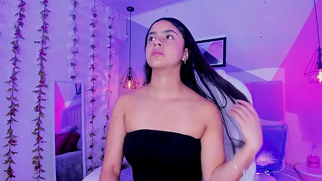 Bella walker  online show from December 19, 7:54 pm