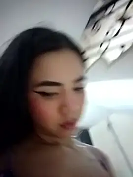 Natty roberts  online show from March 3, 11:21 pm