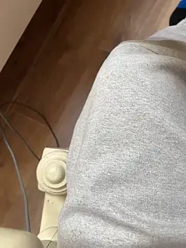 Snapshot of silachupas chatting on February 15, 2:44 pm silachupas online show from February 15, 2:44 pm