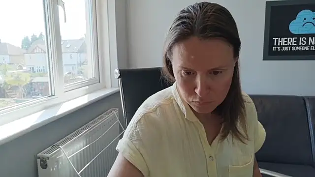 eatmypie69 online show from May 28, 9:17 am