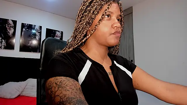 ZahraRose online show from September 16, 6:42 pm