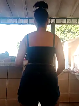 Snapshot of gatinha_18 chatting on September 10, 7:25 pm gatinha 18 online show from September 10, 7:25 pm