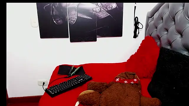 angellyhorny online show from May 11, 4:04 pm