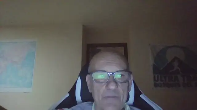 llopaco online show from April 10, 7:07 pm