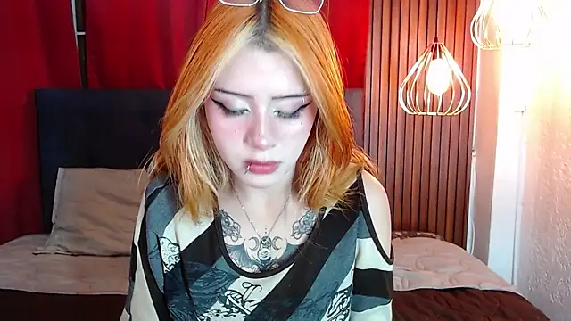 Snapshot of fyreandfox_ chatting on March 20, 7:41 pm fyreandfox online show from March 20, 7:41 pm