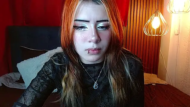 Snapshot of fyreandfox_ chatting on May 12, 8:17 pm fyreandfox online show from May 12, 8:17 pm