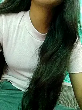 Snapshot of Aaradhna-hoy chatting on March 1, 7:08 am Aaradhna-hoy online show from March 1, 7:08 am