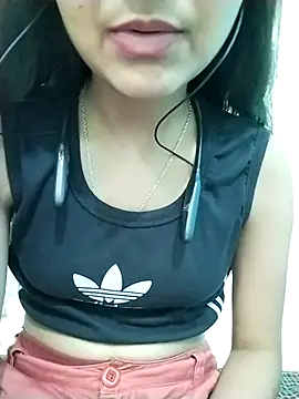 Snapshot of Aaradhna-hoy chatting on March 8, 8:11 am Aaradhna-hoy online show from March 8, 8:11 am