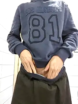 Renezel online show from March 2, 9:31 am