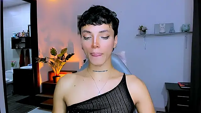 Snapshot of nilam_valker chatting on October 12, 12:20 am nilam valker online show from October 12, 12:20 am