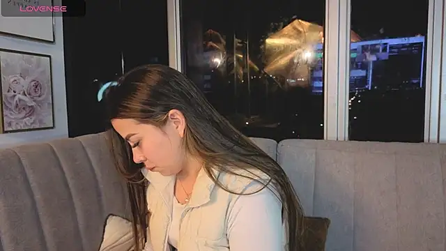 Snapshot of Ivanna_West chatting on May 7, 10:09 am Ivanna West online show from May 7, 10:09 am