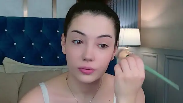 Snapshot of Alice_Deleon chatting on April 19, 10:36 am Alice Deleon online show from April 19, 10:36 am