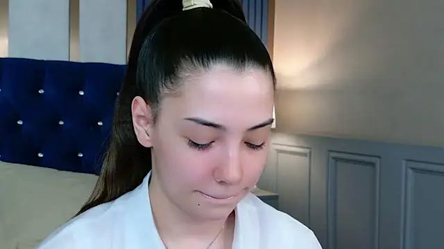 Snapshot of Alice_Deleon chatting on April 22, 10:50 am Alice Deleon online show from April 22, 10:50 am