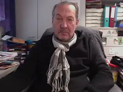 Snapshot of HMStraps01 chatting on January 16, 1:36 pm HMStraps01 online show from January 16, 1:36 pm