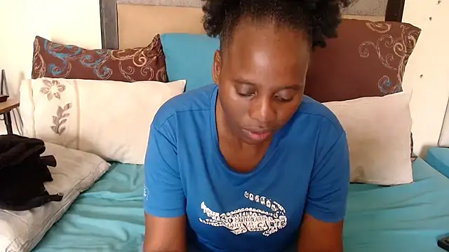 Snapshot of DIVAASS1 chatting on March 19, 8:34 am DIVAASS1 online show from March 19, 8:34 am