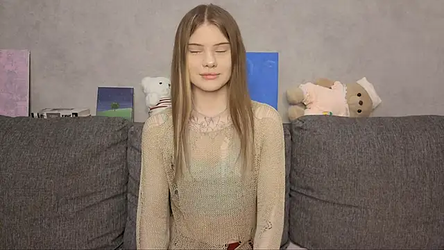 CarolinePepper online show from May 22, 1:28 pm