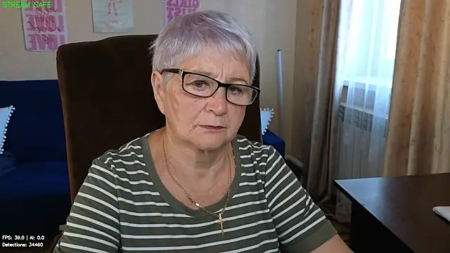 Sandra Snowflake online show from July 15, 3:56 am